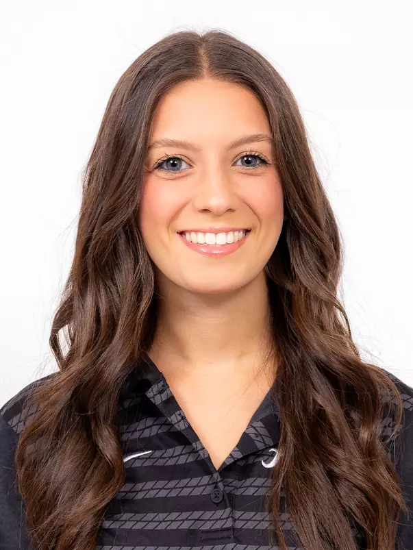 Haylee Martin Headshot