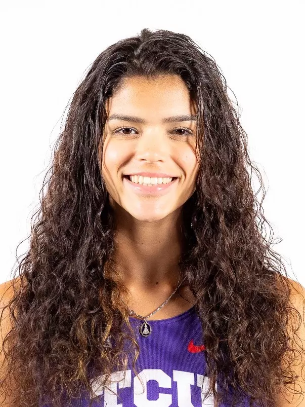 Marcela Mattoso Headshot