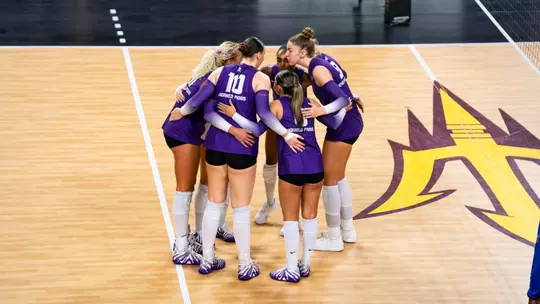 TCU huddles on the court at Arizona State