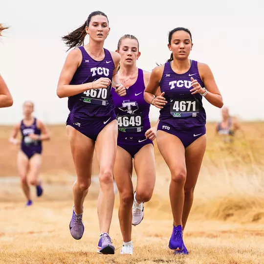 Georgia Scott and Kate Selover race