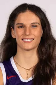 Clara Bielefeld headshot