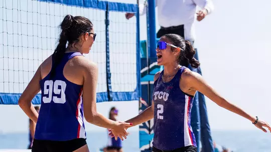 Marcela Mattoso and Sofia Izuzquiza