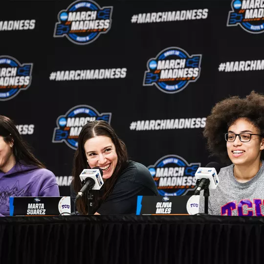 Clara Silva, Olivia Miles and Marta Suarez