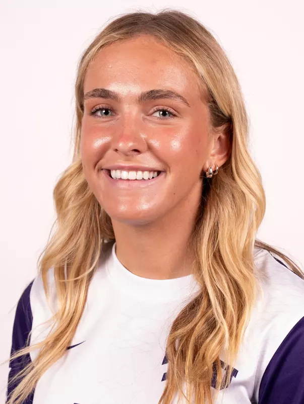 Eliza Collings Headshot