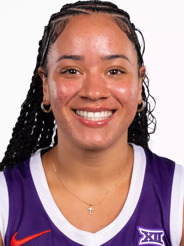 Jadyn Wooten headshot