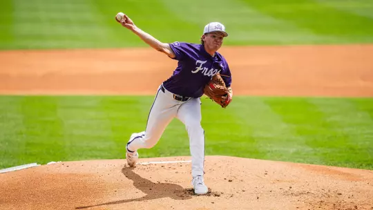 Lance Davis Pitching