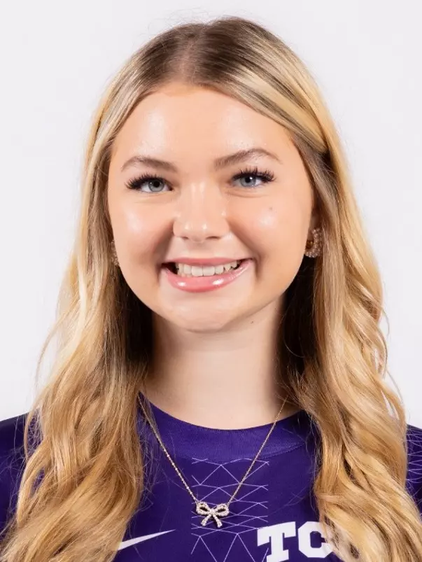 Emery Jean headshot