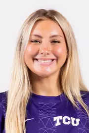 Hannah Harms headshot