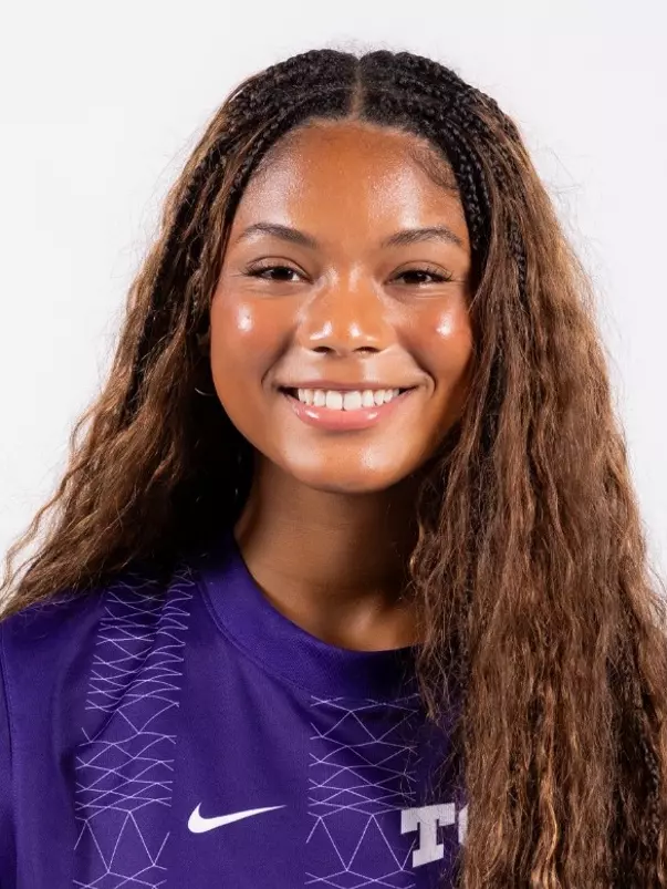 Madison Taylor headshot
