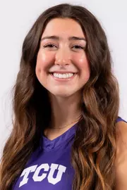 Alice Volpe Headshot