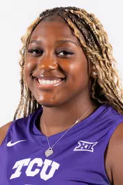 Dee McMillian Headshot