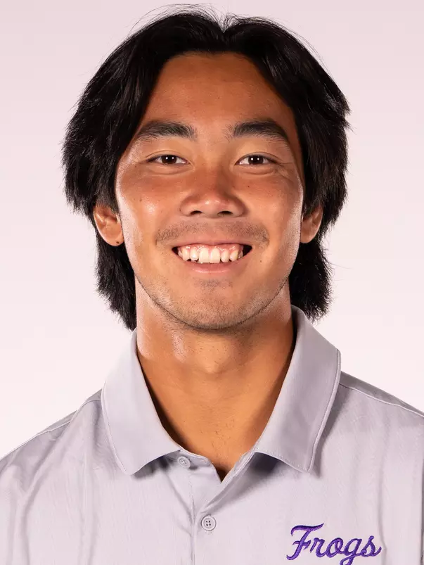 Duncan Chan headshot
