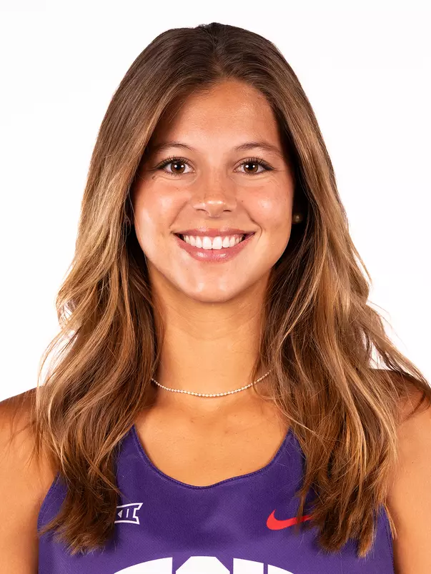 Olivia Clines Headshot
