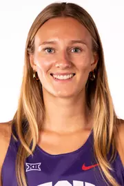 Clara Dressen Headshot