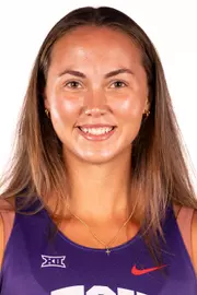 Emma Glagau Headshot