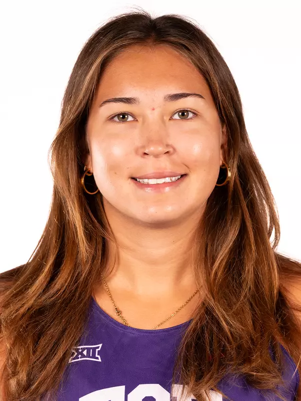 Emilia Saxne Headshot