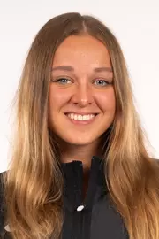 Nina Vadovicova headshot