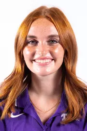Madeline Brooks Headshot