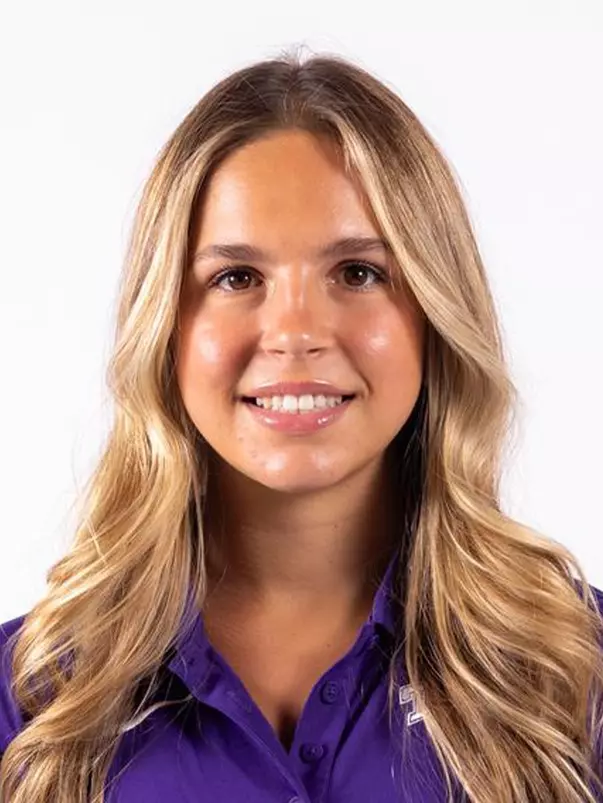Amy Krebs Headshot