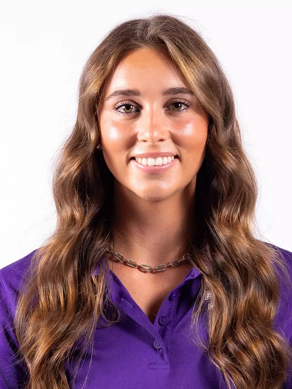 Peyton Rathbun Headshot