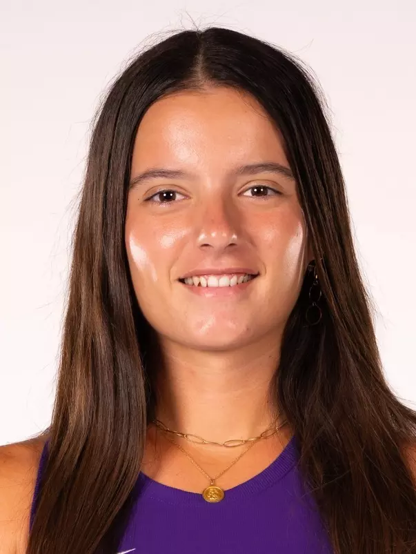 Cristina Ramos Sierra headshot