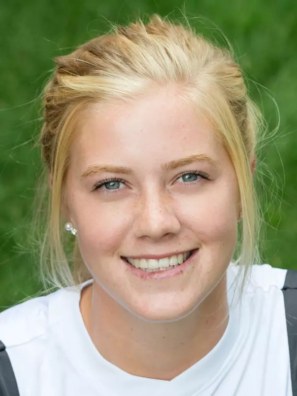 Claire Steffe head shot