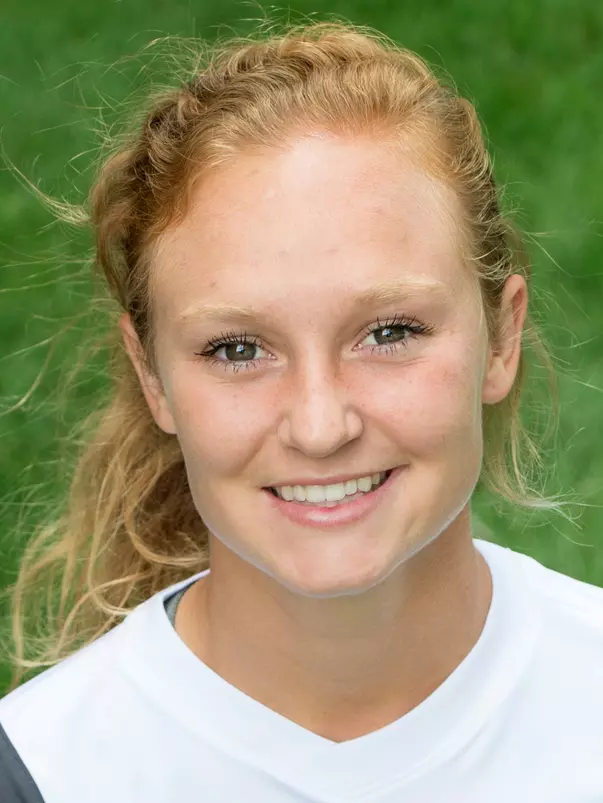 Hallie Widner head shot