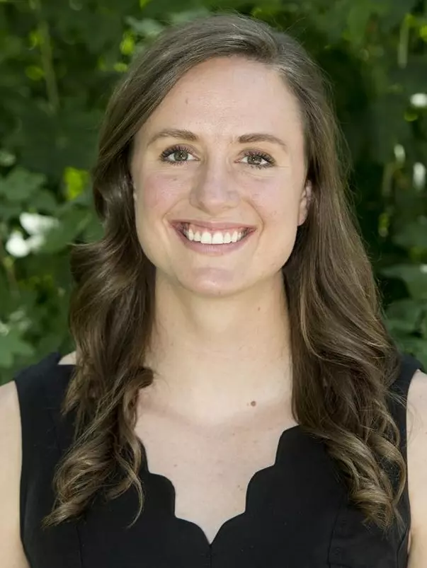 Dana Hallisey 2019 head shot