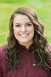 Hannah Kearns 2019-20 head shot