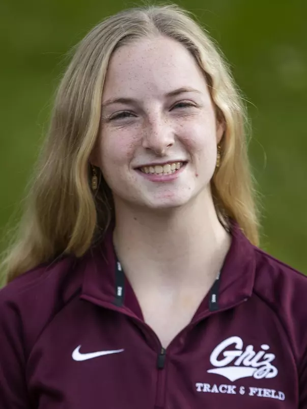 Molly Chambers 2022 head shot