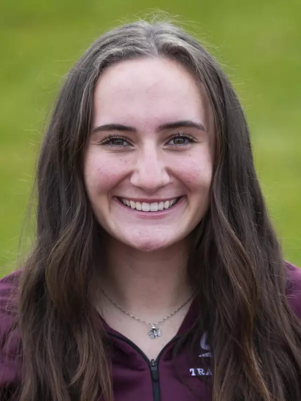 Camryn Dezember 2022 head shot