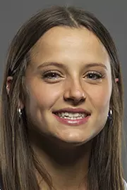 Chloe Saxton