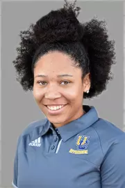 18 Williams Kayla Headshot