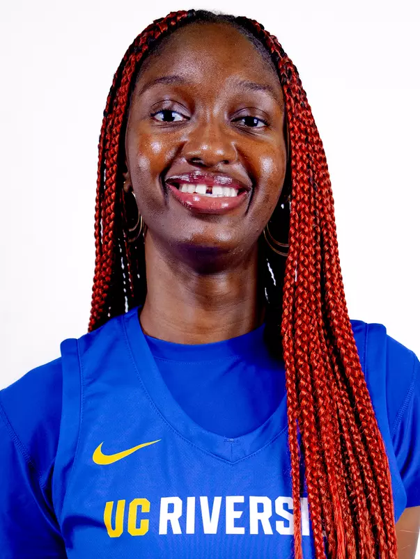 Dieynaba Sylla head shot