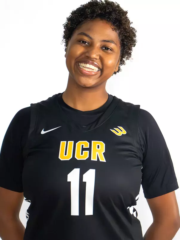 Jayda Cobbs 2526