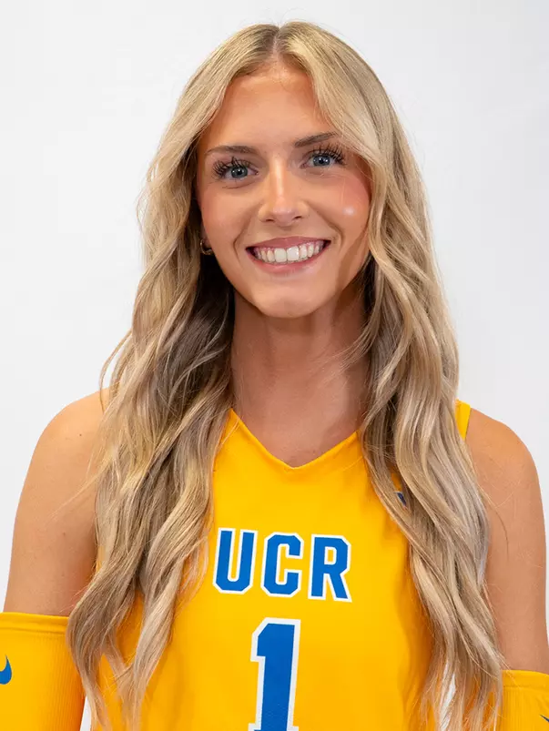 2026 Women's Volleyball Headshots