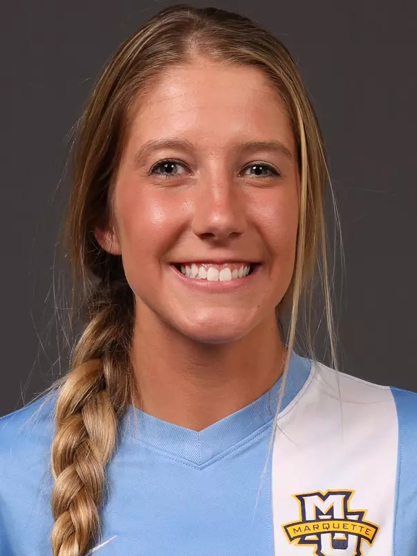 Leah Celarek 2018 Headshot