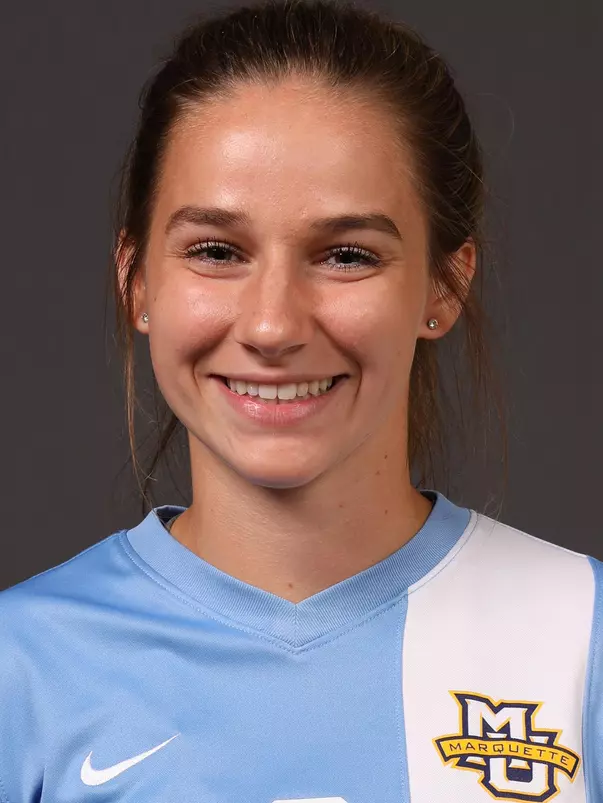 Emily Hess 2018 Headshot