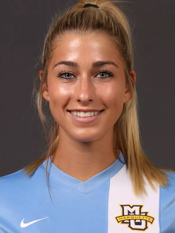 Madeline Warren 2018 Headshot