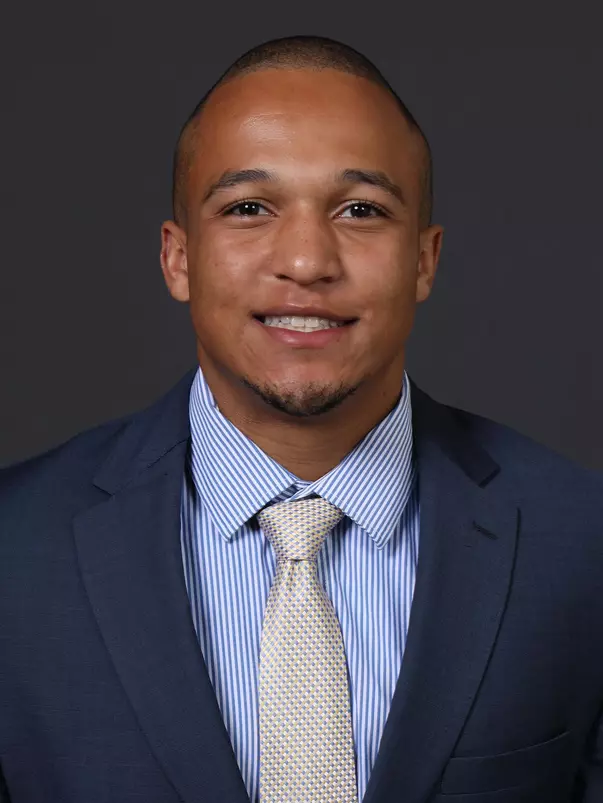 Thomas Washington 2018-19 Headshot