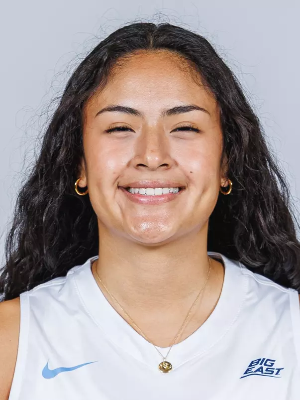 Yadhira Anchante 2024 Headshot