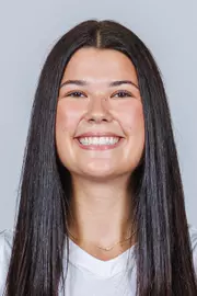 Hattie Bray 2024 Headshot