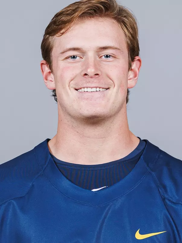 Quinn Warwick 2024-25 Headshot