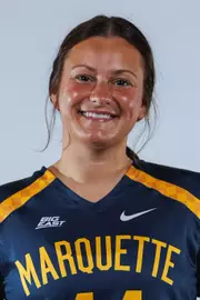 44 Adrianna Commodari