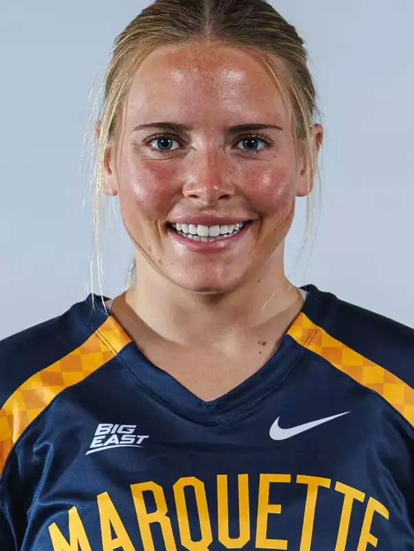 33 Gabby Windensheim