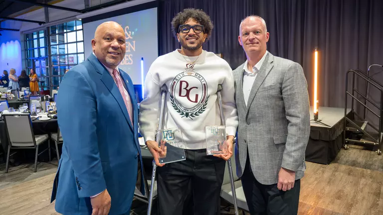 Mitchell Earns MU’s President’s Award at Marquette Athletics Annual Blue & Golden Globes