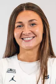 Halle Vice headshot