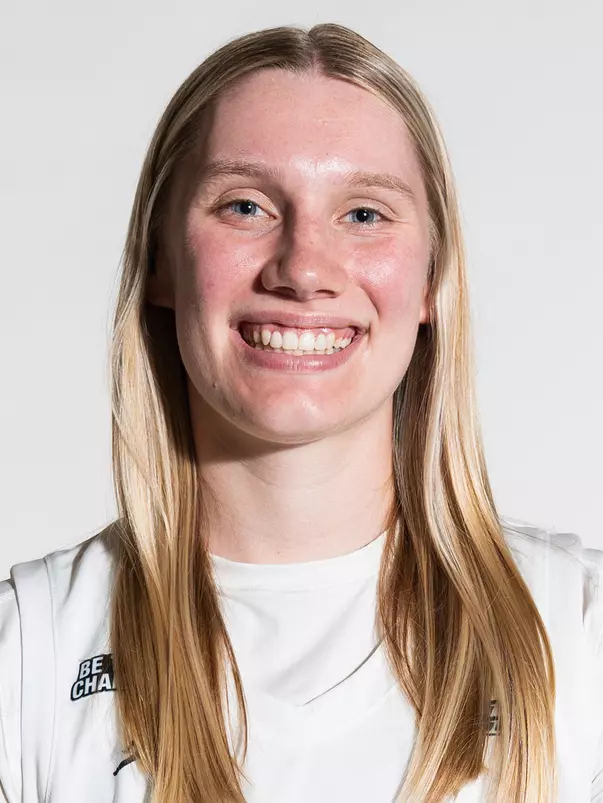 kayl petersen headshot