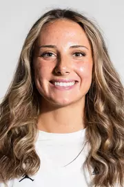 noelle anthon headshot