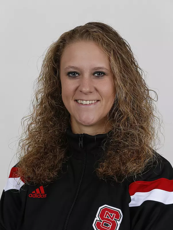 Sara Lippard headshot - 2015